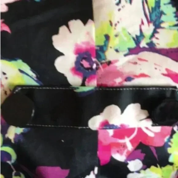 Candie’s Camera Ready Style Cropped Vibrant Floral Jacket Size Medium NEW NWT - Picture 10 of 12